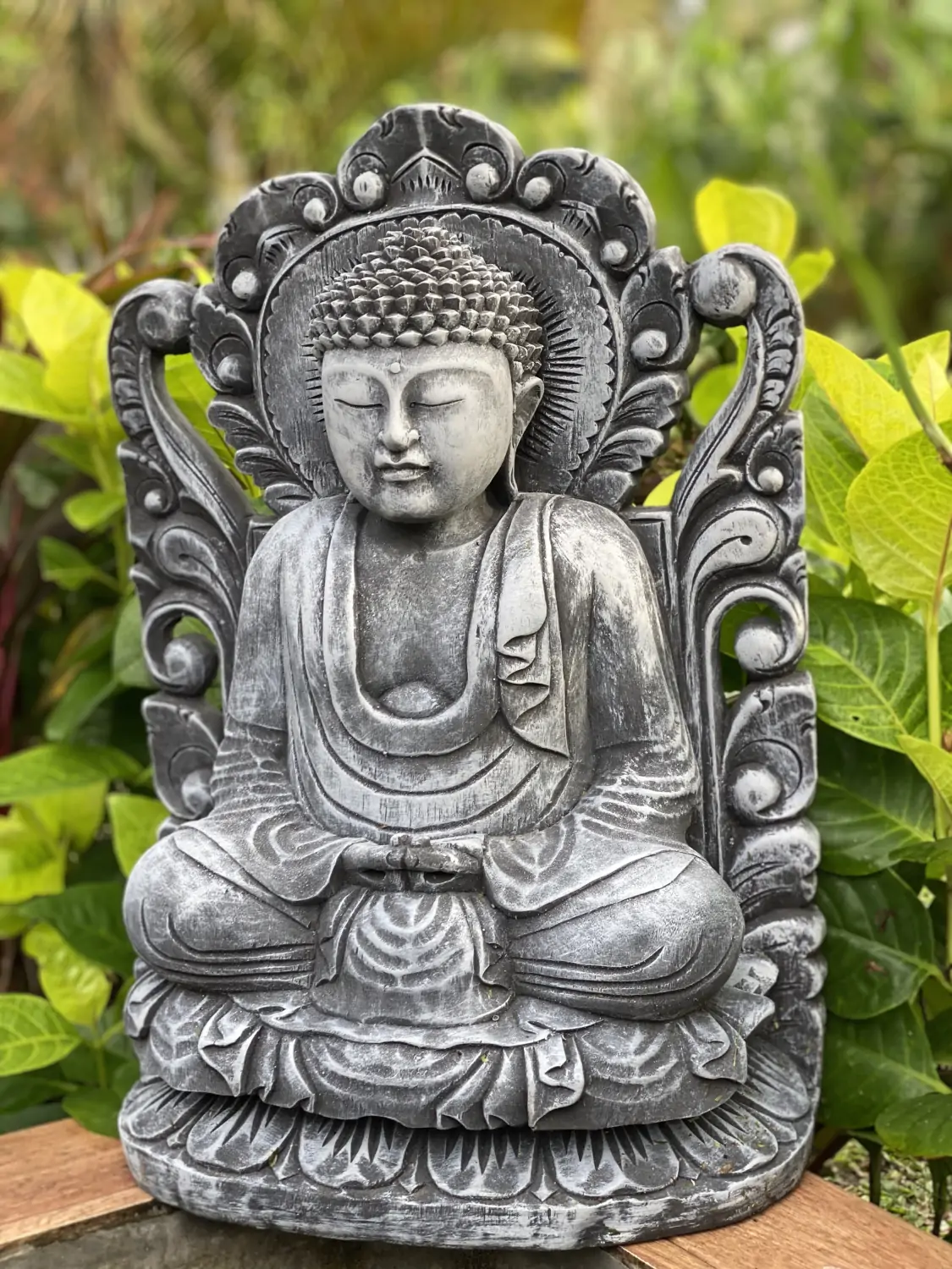  Product image 2 of the product “Bodhi - Buddh, seated in front of relief, 50 cm H | cast stone ”